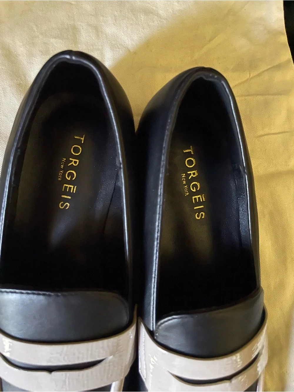 Torgeis NY Black and Cream Leather Penny Loafers